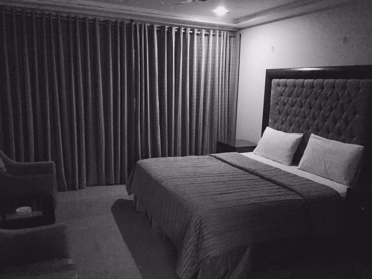 City View Hotel & Restaurant Lahore Eksteriør bilde