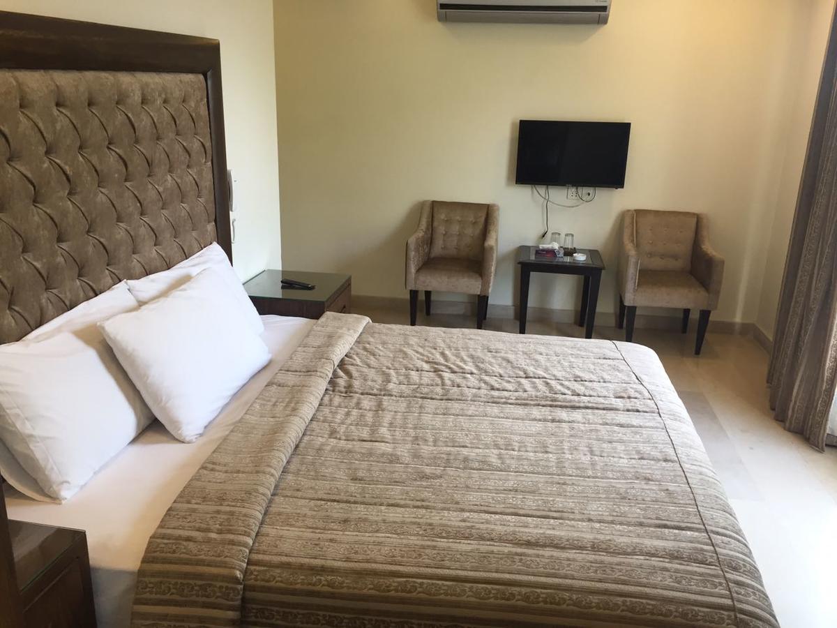 City View Hotel & Restaurant Lahore Eksteriør bilde
